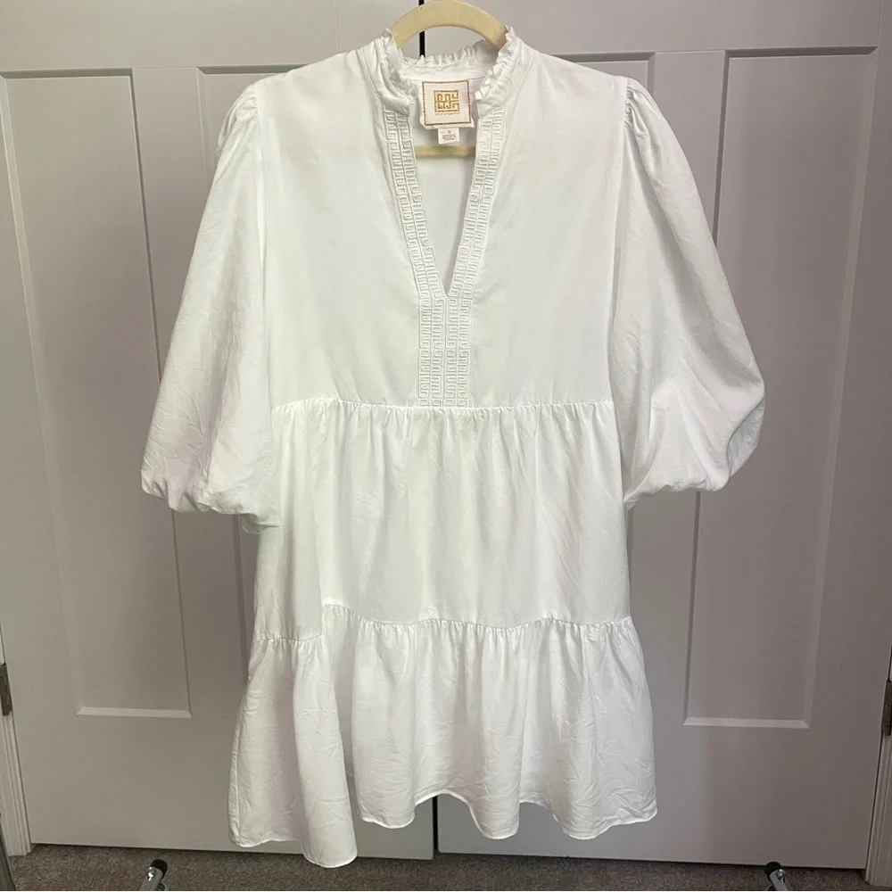 Emily McCarthy Frankie V Neck Puff Sleeve White Dress - Picture 2 of 5